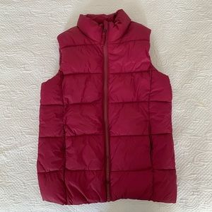 Old navy puffer vest